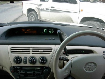 toyota-vista-ardeo-02.jpg