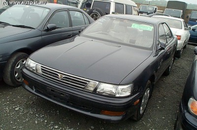 toyota_vista_956.jpg